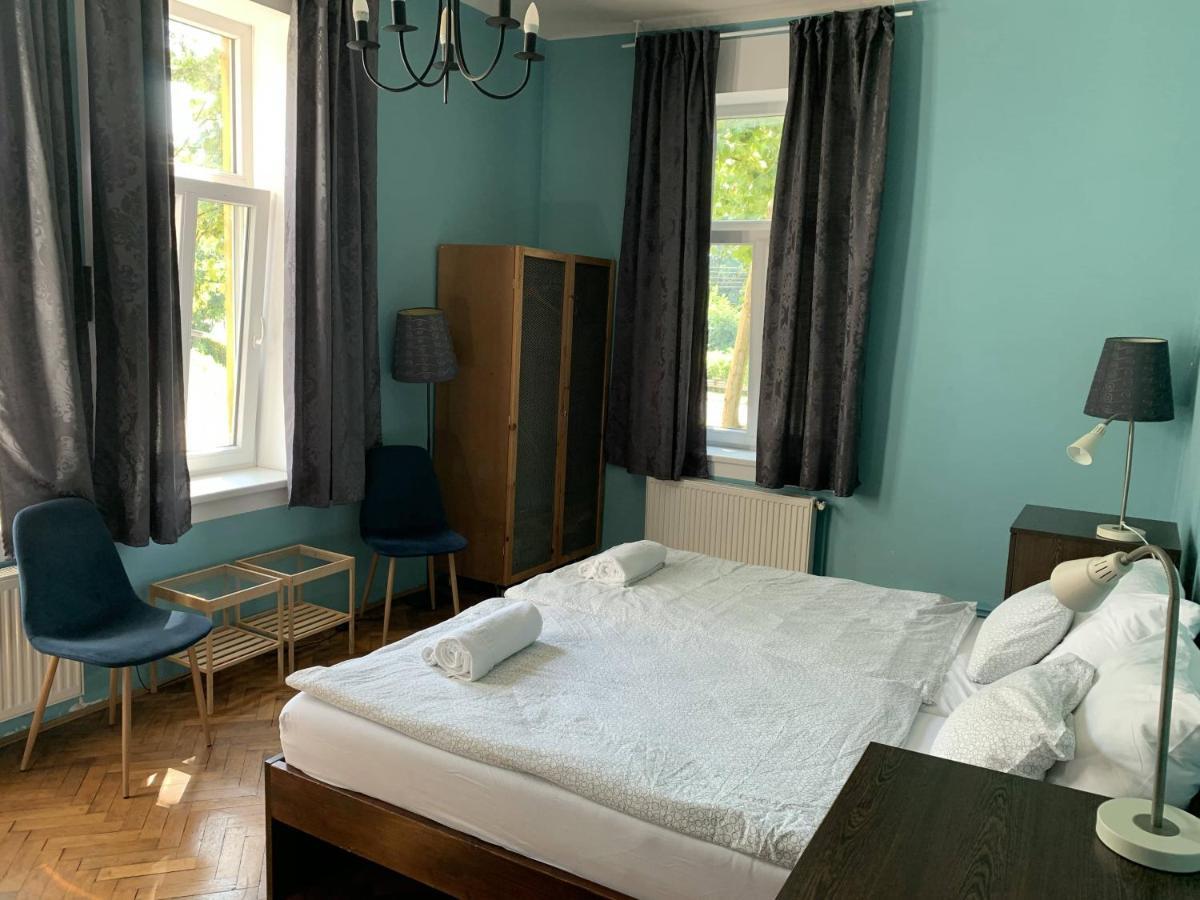 Vila Veselova, Ljubljana City Center Hostel Luaran gambar