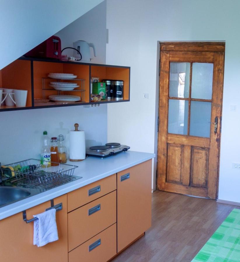Vila Veselova, Ljubljana City Center Hostel Luaran gambar